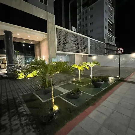 Moderno E Novo Apt Em Frente O Shopping Boulevard Vila Velha  Exterior photo